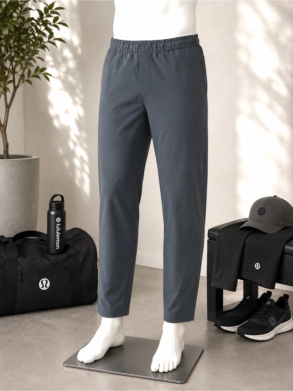 Lululemon Utilitarian Cargo Jogger Gray Men’s Medium